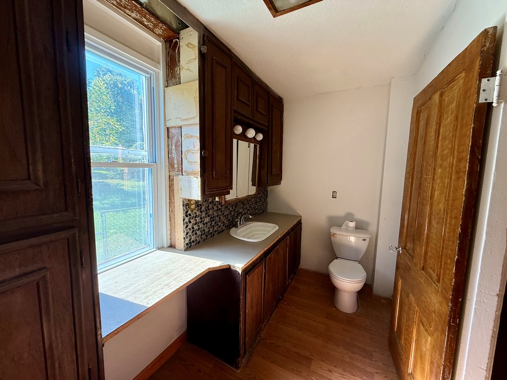 319 Altamont, Mansfield, Ohio 44902, 2 Bedrooms Bedrooms, ,1 BathroomBathrooms,Residential,For Sale,Altamont,9069509