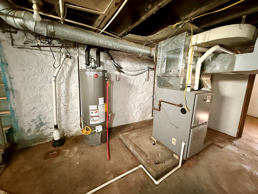 319 Altamont, Mansfield, Ohio 44902, 2 Bedrooms Bedrooms, ,1 BathroomBathrooms,Residential,For Sale,Altamont,9069509