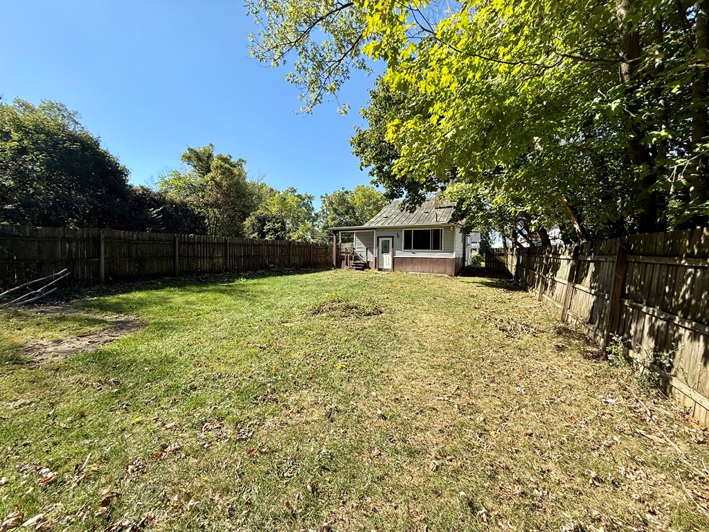 319 Altamont, Mansfield, Ohio 44902, 2 Bedrooms Bedrooms, ,1 BathroomBathrooms,Residential,For Sale,Altamont,9069509