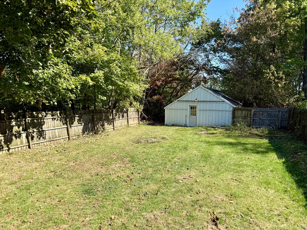 319 Altamont, Mansfield, Ohio 44902, 2 Bedrooms Bedrooms, ,1 BathroomBathrooms,Residential,For Sale,Altamont,9069509