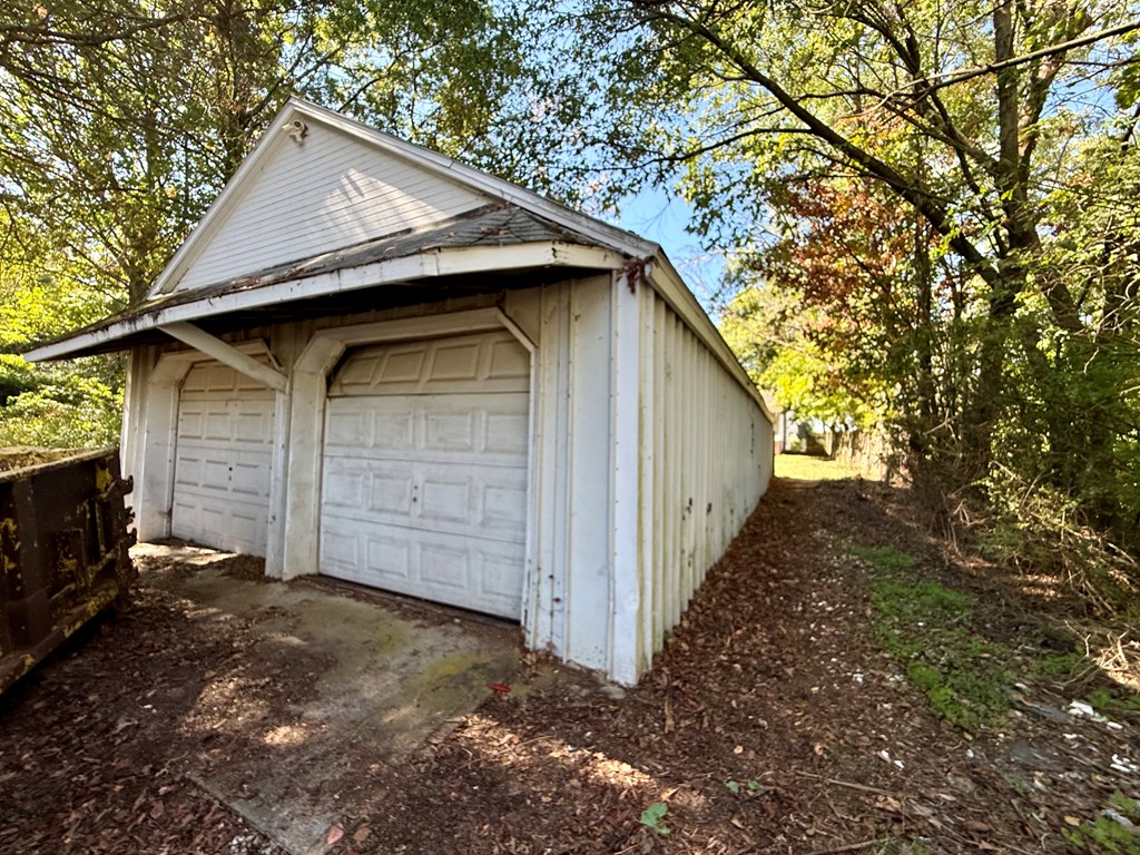 319 Altamont, Mansfield, Ohio 44902, 2 Bedrooms Bedrooms, ,1 BathroomBathrooms,Residential,For Sale,Altamont,9069509