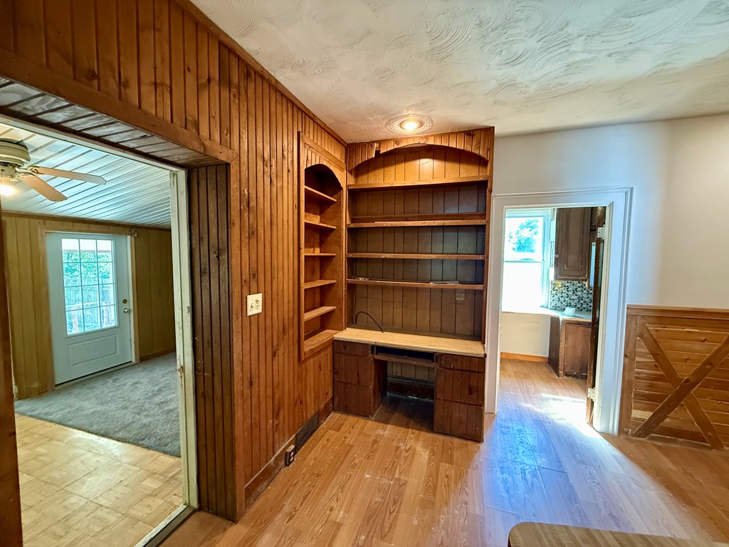 319 Altamont, Mansfield, Ohio 44902, 2 Bedrooms Bedrooms, ,1 BathroomBathrooms,Residential,For Sale,Altamont,9069509