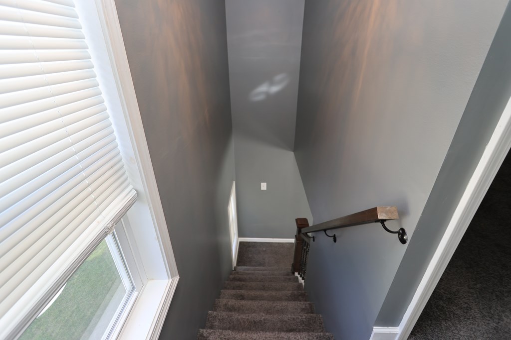 402 W Pearl Street, Willard, Ohio 44890, 2 Bedrooms Bedrooms, ,1 BathroomBathrooms,Residential,For Sale,Pearl Street,9069510