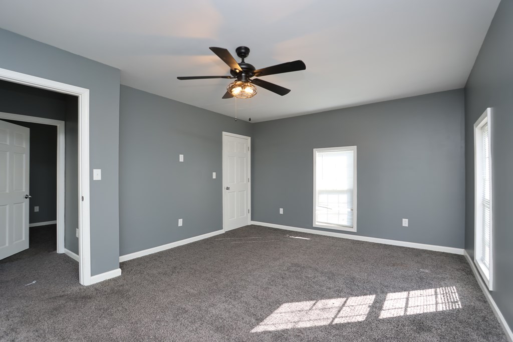 402 W Pearl Street, Willard, Ohio 44890, 2 Bedrooms Bedrooms, ,1 BathroomBathrooms,Residential,For Sale,Pearl Street,9069510