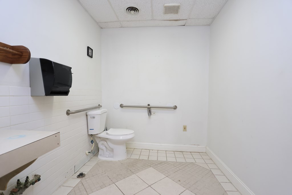 928 Springmill Rd, Mansfield, Ohio 44905, ,Commercial Sale,For Sale,Springmill Rd,9069525