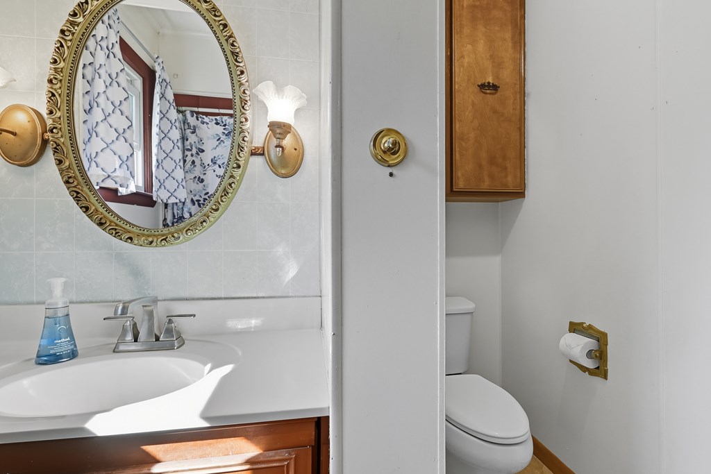 1970 N Rock Road., Mansfield, Ohio 44903, 3 Bedrooms Bedrooms, ,1 BathroomBathrooms,Residential,For Sale,Rock Road.,9069528