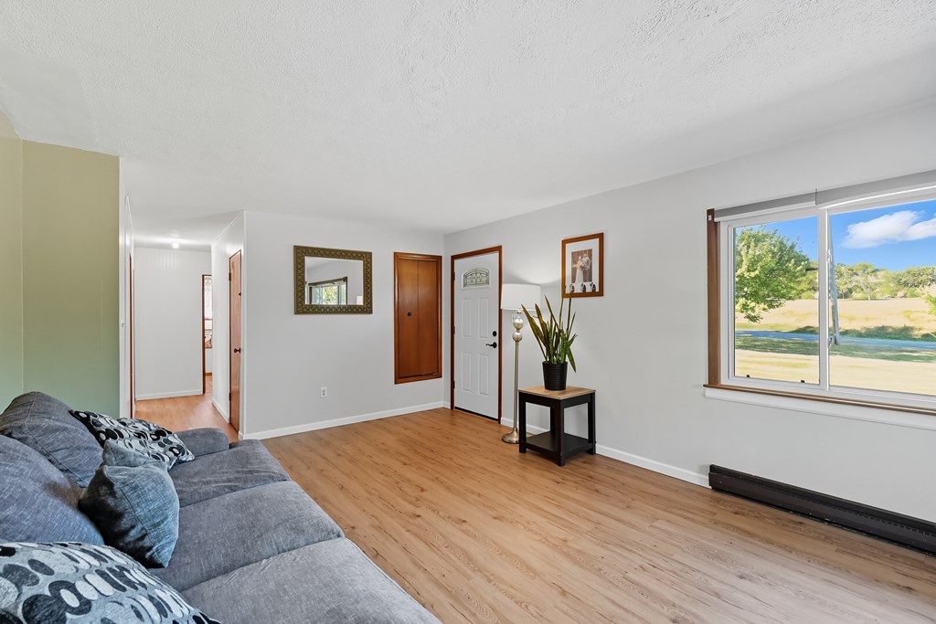 1970 N Rock Road., Mansfield, Ohio 44903, 3 Bedrooms Bedrooms, ,1 BathroomBathrooms,Residential,For Sale,Rock Road.,9069528