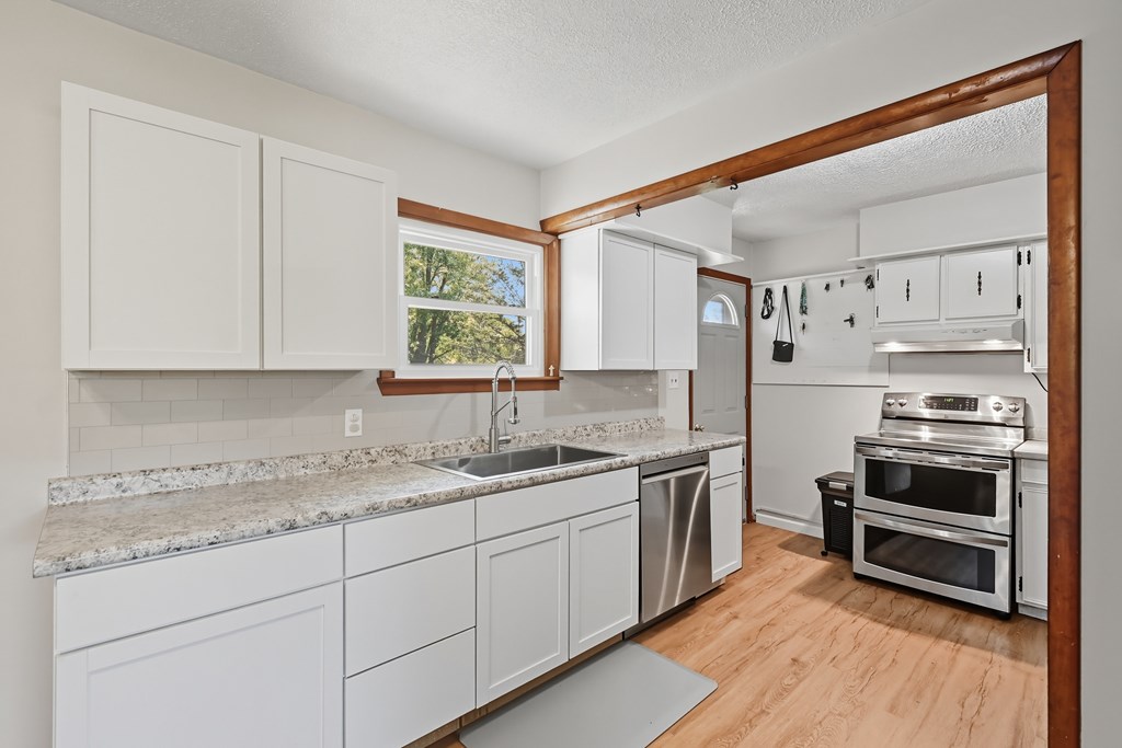 1970 N Rock Road., Mansfield, Ohio 44903, 3 Bedrooms Bedrooms, ,1 BathroomBathrooms,Residential,For Sale,Rock Road.,9069528