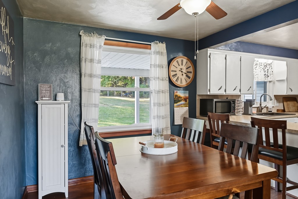 36 S Ridge Road, Mansfield, Ohio 44905, 2 Bedrooms Bedrooms, ,1 BathroomBathrooms,Residential,For Sale,Ridge Road,9069527