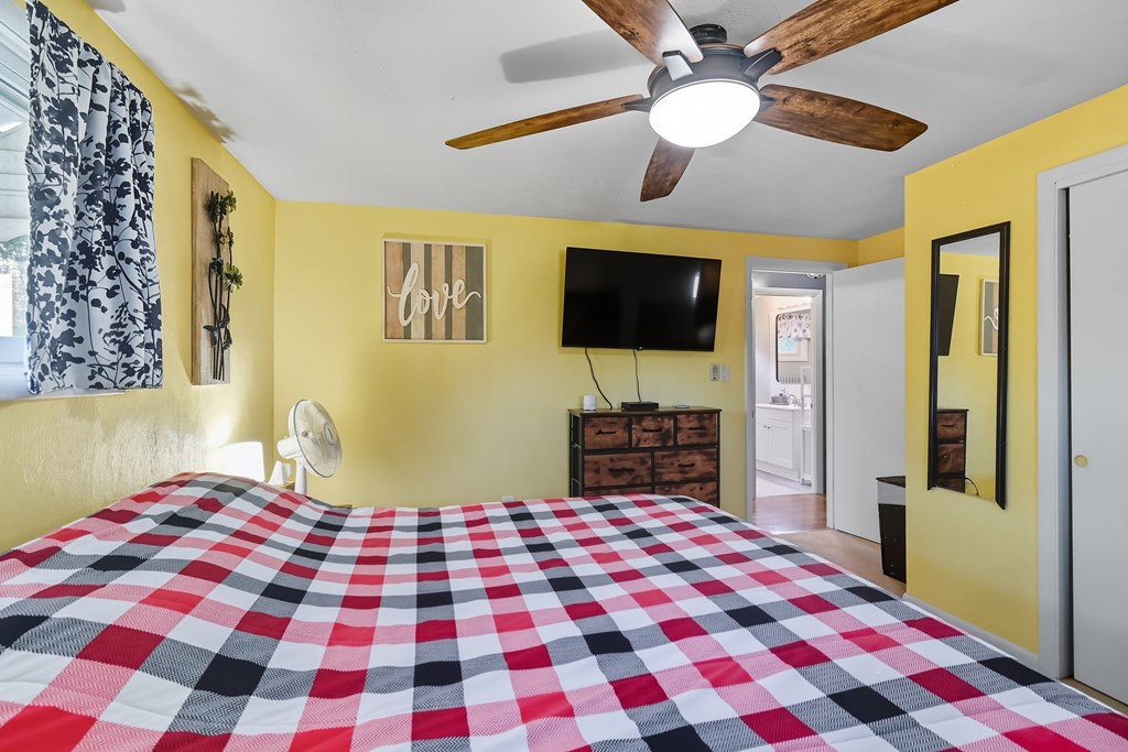 36 S Ridge Road, Mansfield, Ohio 44905, 2 Bedrooms Bedrooms, ,1 BathroomBathrooms,Residential,For Sale,Ridge Road,9069527
