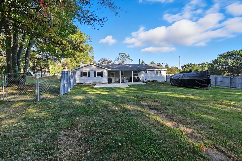 36 S Ridge Road, Mansfield, Ohio 44905, 2 Bedrooms Bedrooms, ,1 BathroomBathrooms,Residential,For Sale,Ridge Road,9069527