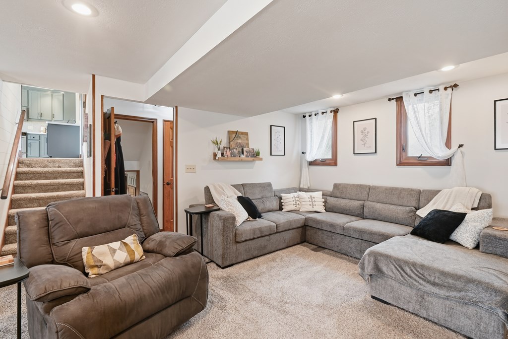 1465 Oakridge Drive, Bucyrus, Ohio 44820, 3 Bedrooms Bedrooms, ,2 BathroomsBathrooms,Residential,For Sale,Oakridge Drive,9069551 1465 Oakridge Drive, Bucyrus, Ohio 44820, 3 Bedrooms Bedrooms, ,2 BathroomsBathrooms,Residential,For Sale,Oakridge Drive,9069551