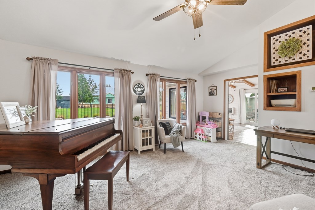 1465 Oakridge Drive, Bucyrus, Ohio 44820, 3 Bedrooms Bedrooms, ,2 BathroomsBathrooms,Residential,For Sale,Oakridge Drive,9069551 1465 Oakridge Drive, Bucyrus, Ohio 44820, 3 Bedrooms Bedrooms, ,2 BathroomsBathrooms,Residential,For Sale,Oakridge Drive,9069551