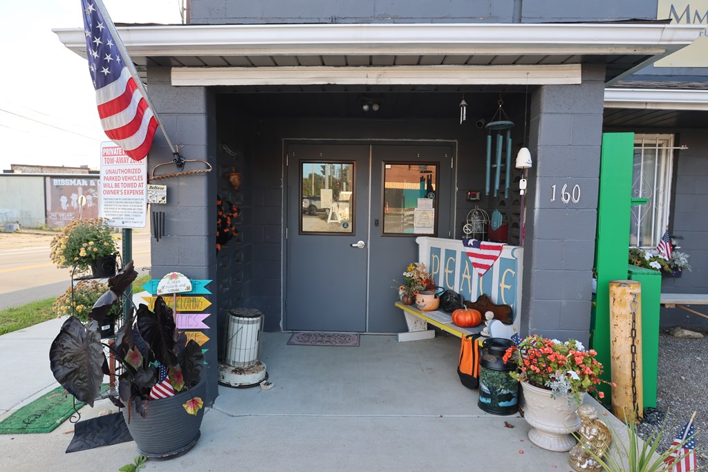 160 N Mulberry Street, Mansfield, Ohio 44902, ,Commercial Sale,For Sale,Mulberry Street,9069550