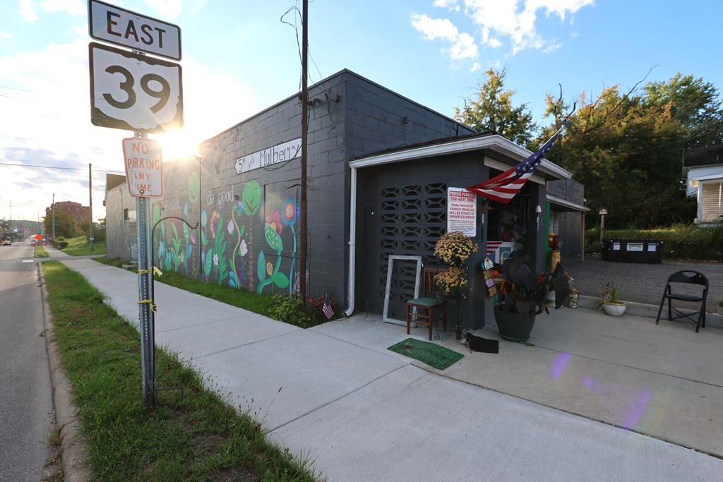 160 N Mulberry Street, Mansfield, Ohio 44902, ,Commercial Sale,For Sale,Mulberry Street,9069550