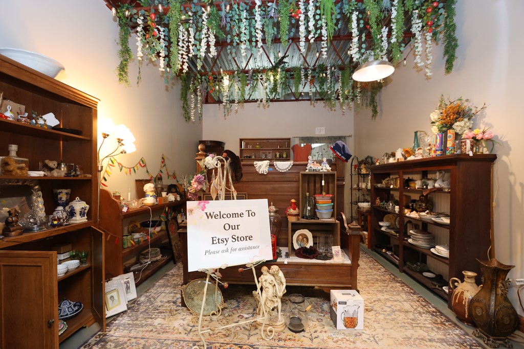 160 N Mulberry Street, Mansfield, Ohio 44902, ,Commercial Sale,For Sale,Mulberry Street,9069550