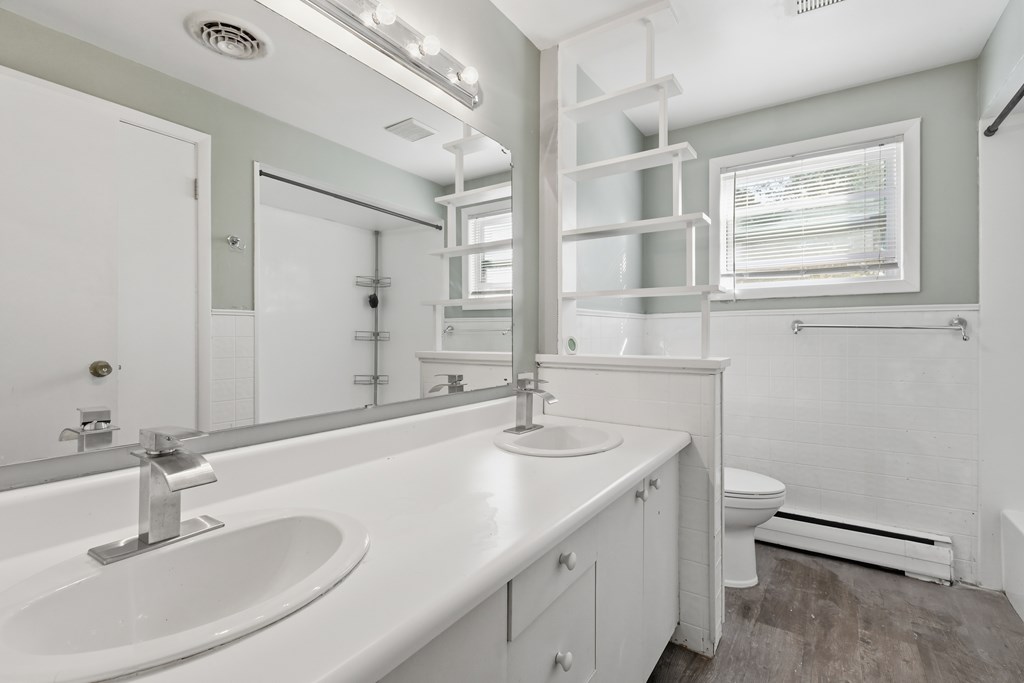 1689 Middle Bellville Road, Mansfield, Ohio 44904, 4 Bedrooms Bedrooms, ,2 BathroomsBathrooms,Residential,For Sale,Middle Bellville Road,9069561 1689 Middle Bellville Road, Mansfield, Ohio 44904, 4 Bedrooms Bedrooms, ,2 BathroomsBathrooms,Residential,For Sale,Middle Bellville Road,9069561