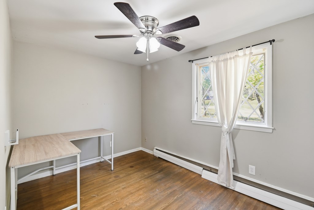 1689 Middle Bellville Road, Mansfield, Ohio 44904, 4 Bedrooms Bedrooms, ,2 BathroomsBathrooms,Residential,For Sale,Middle Bellville Road,9069561