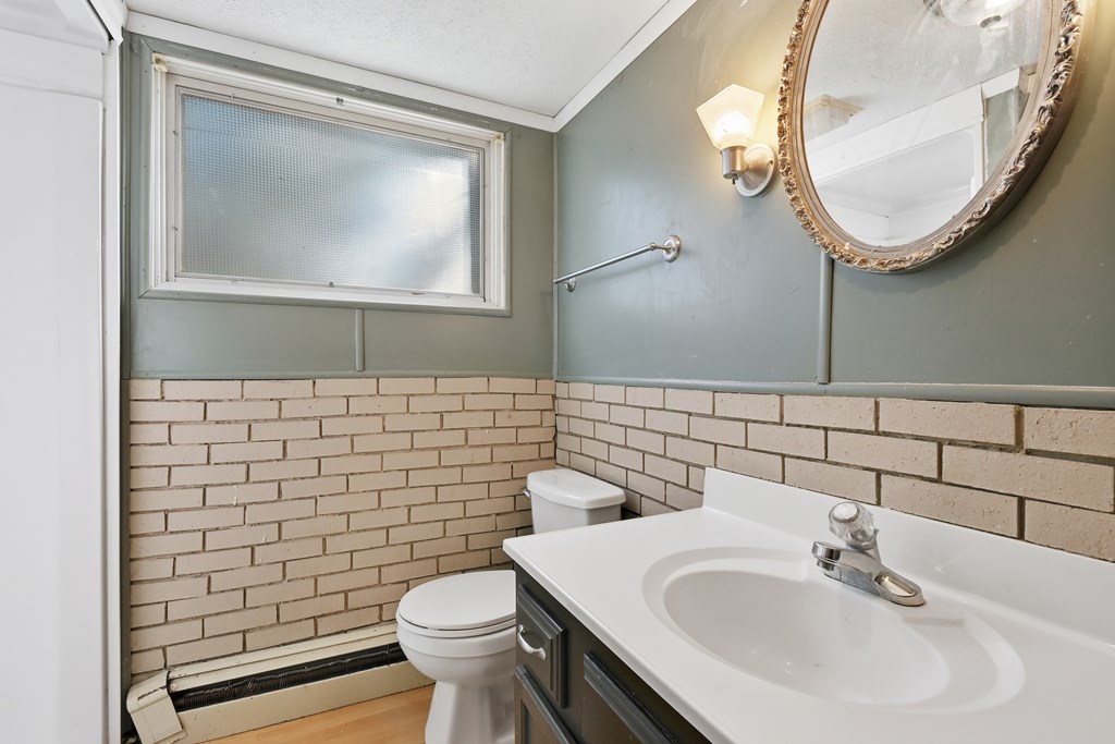 1689 Middle Bellville Road, Mansfield, Ohio 44904, 4 Bedrooms Bedrooms, ,2 BathroomsBathrooms,Residential,For Sale,Middle Bellville Road,9069561