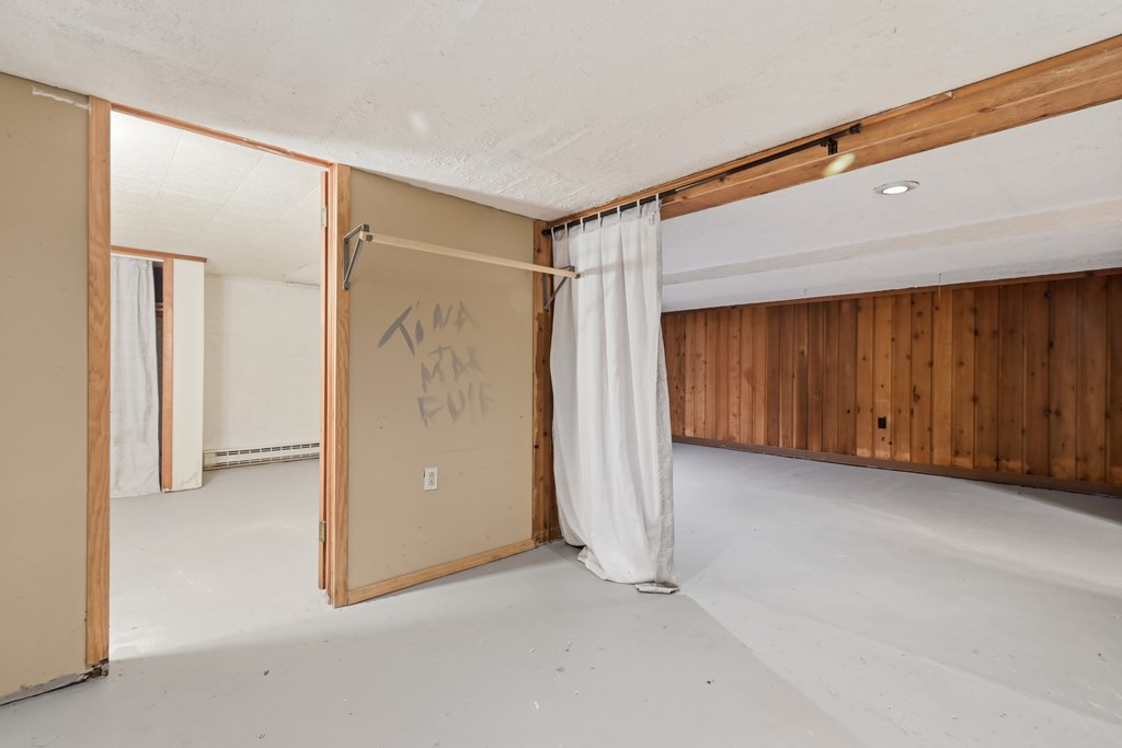 1689 Middle Bellville Road, Mansfield, Ohio 44904, 4 Bedrooms Bedrooms, ,2 BathroomsBathrooms,Residential,For Sale,Middle Bellville Road,9069561