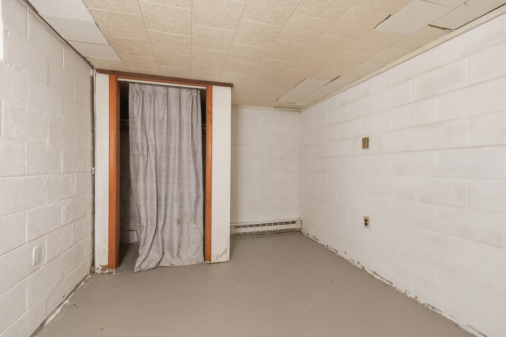 1689 Middle Bellville Road, Mansfield, Ohio 44904, 4 Bedrooms Bedrooms, ,2 BathroomsBathrooms,Residential,For Sale,Middle Bellville Road,9069561