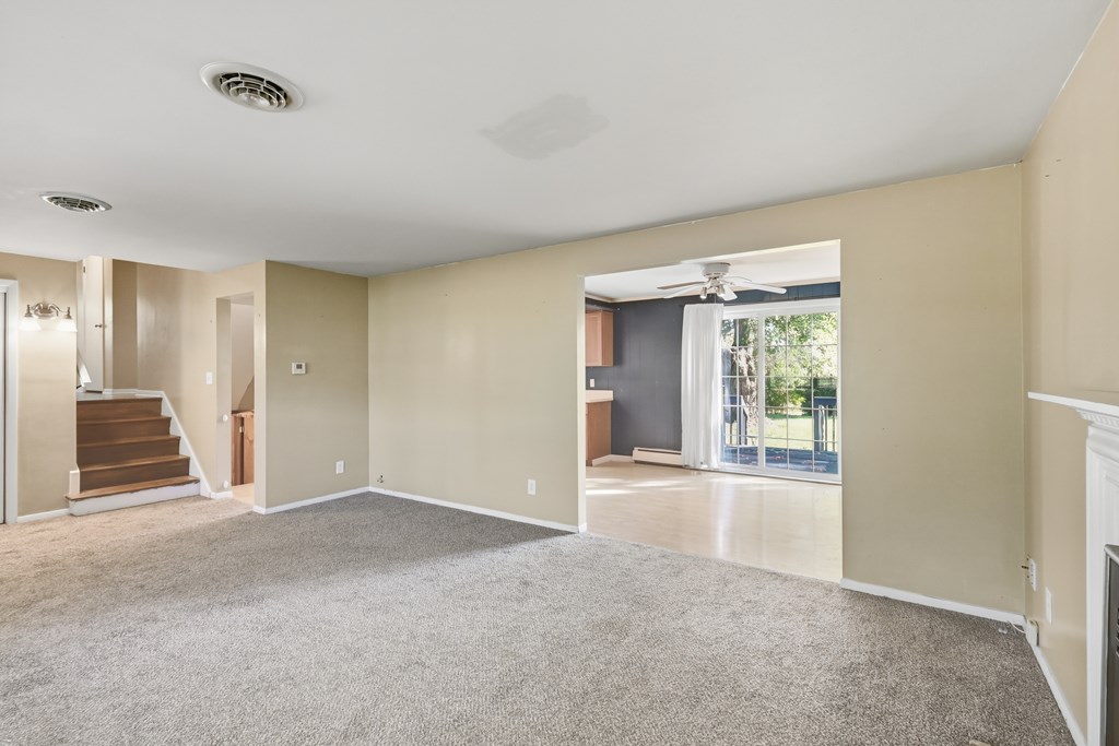 1689 Middle Bellville Road, Mansfield, Ohio 44904, 4 Bedrooms Bedrooms, ,2 BathroomsBathrooms,Residential,For Sale,Middle Bellville Road,9069561