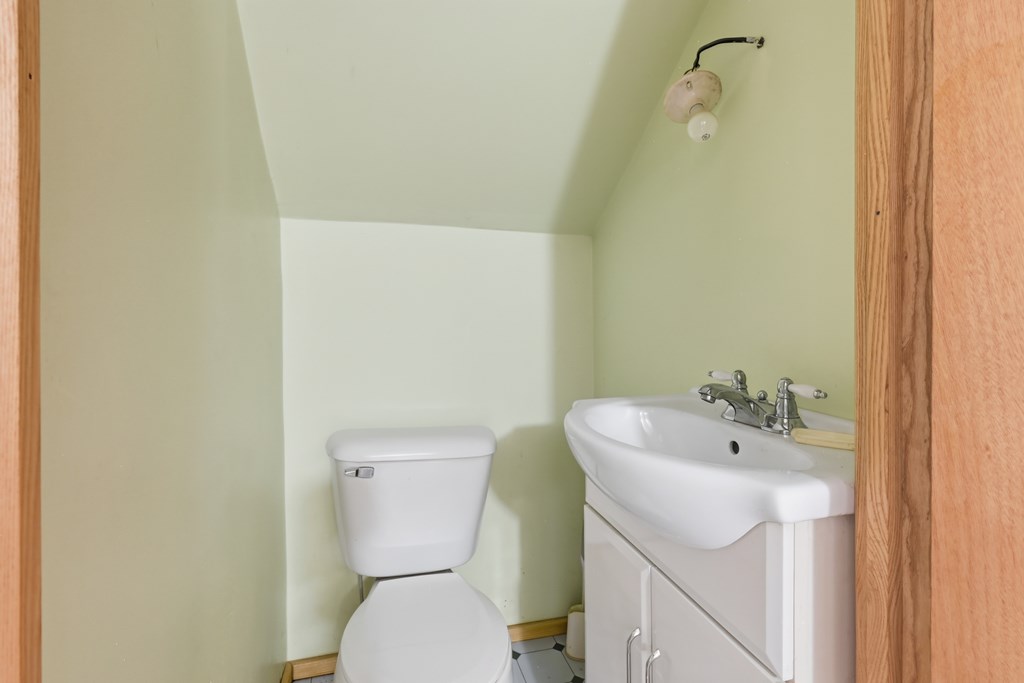 226 First Avenue, Galion, Ohio 44833, 3 Bedrooms Bedrooms, ,1 BathroomBathrooms,Residential,For Sale,First Avenue,9069567