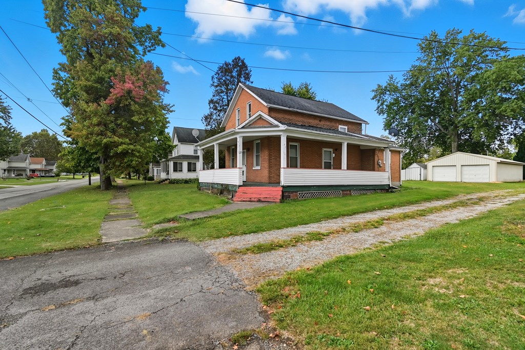 226 First Avenue, Galion, Ohio 44833, 3 Bedrooms Bedrooms, ,1 BathroomBathrooms,Residential,For Sale,First Avenue,9069567