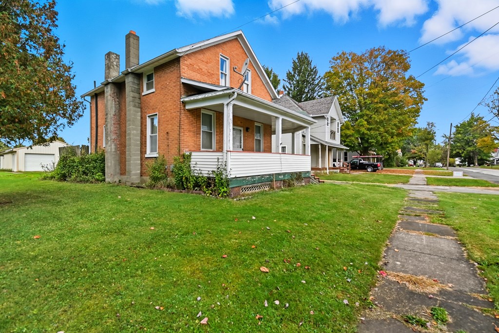 226 First Avenue, Galion, Ohio 44833, 3 Bedrooms Bedrooms, ,1 BathroomBathrooms,Residential,For Sale,First Avenue,9069567