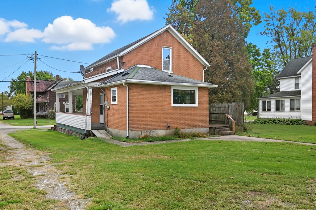 226 First Avenue, Galion, Ohio 44833, 3 Bedrooms Bedrooms, ,1 BathroomBathrooms,Residential,For Sale,First Avenue,9069567