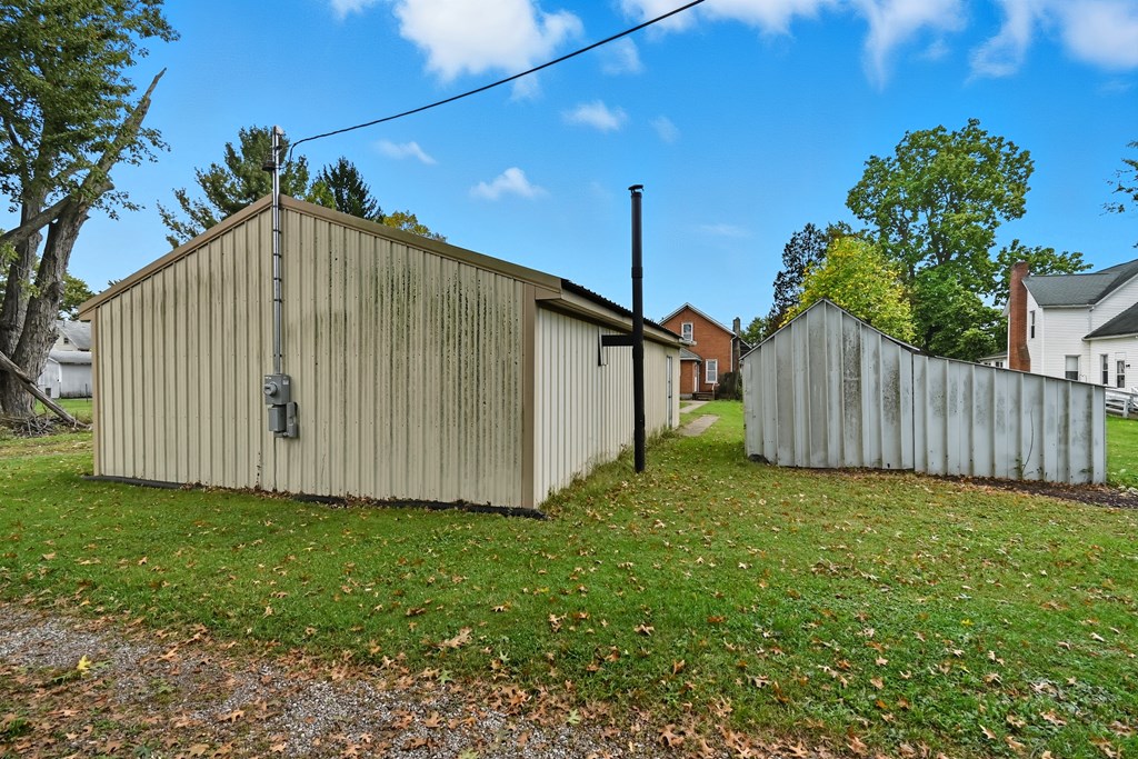 226 First Avenue, Galion, Ohio 44833, 3 Bedrooms Bedrooms, ,1 BathroomBathrooms,Residential,For Sale,First Avenue,9069567