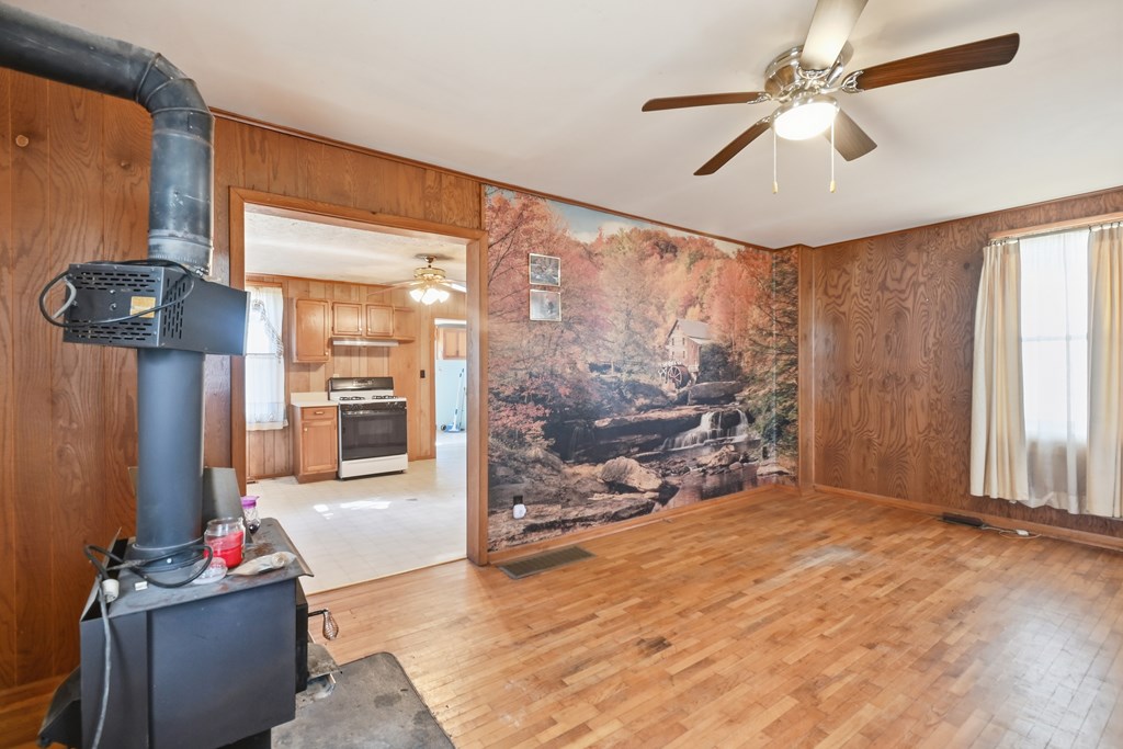 226 First Avenue, Galion, Ohio 44833, 3 Bedrooms Bedrooms, ,1 BathroomBathrooms,Residential,For Sale,First Avenue,9069567