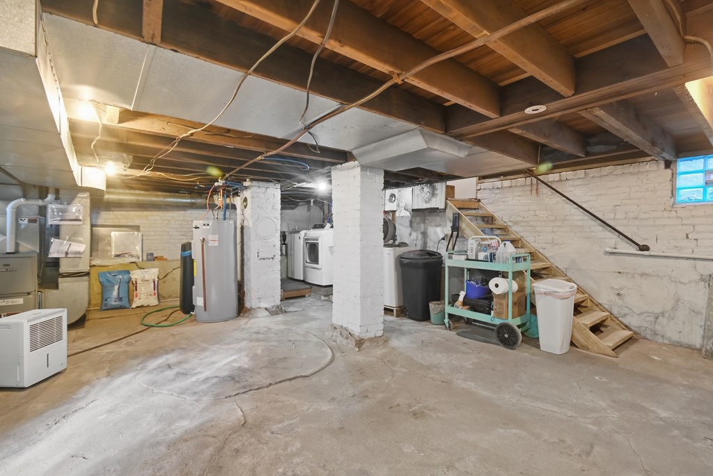 703 S Poplar Street, Bucyrus, Ohio 44820, 2 Bedrooms Bedrooms, ,1 BathroomBathrooms,Residential,For Sale,Poplar Street,9069575