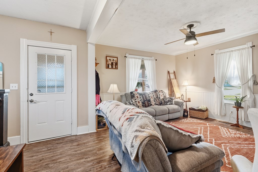 703 S Poplar Street, Bucyrus, Ohio 44820, 2 Bedrooms Bedrooms, ,1 BathroomBathrooms,Residential,For Sale,Poplar Street,9069575