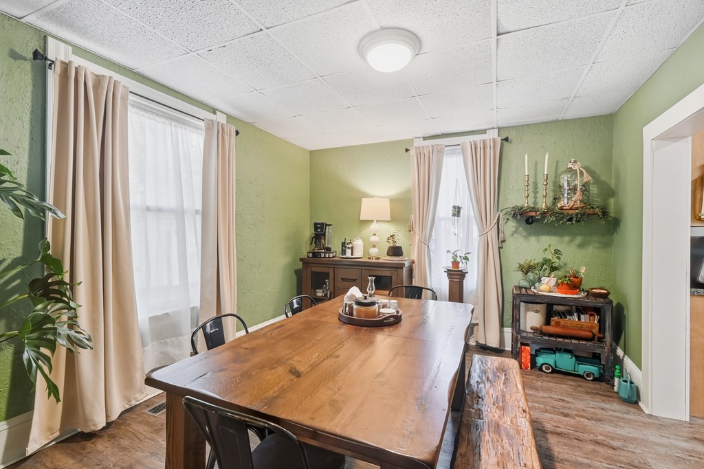 703 S Poplar Street, Bucyrus, Ohio 44820, 2 Bedrooms Bedrooms, ,1 BathroomBathrooms,Residential,For Sale,Poplar Street,9069575
