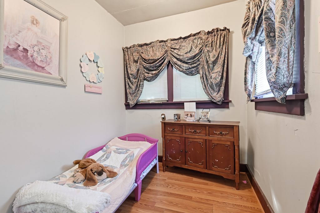 418 Gill Avenue, Galion, Ohio 44833, 5 Bedrooms Bedrooms, ,2 BathroomsBathrooms,Residential,For Sale,Gill Avenue,9069578