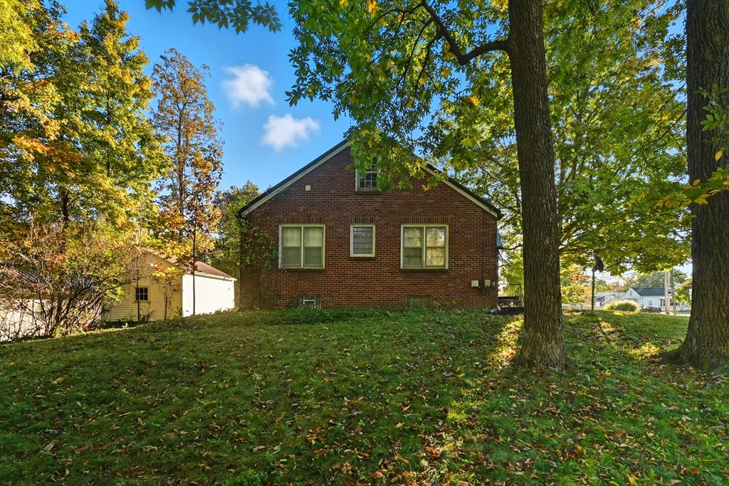 220 W Cook Road, Mansfield, Ohio 44907, 3 Bedrooms Bedrooms, ,1 BathroomBathrooms,Residential,For Sale,Cook Road,9069599