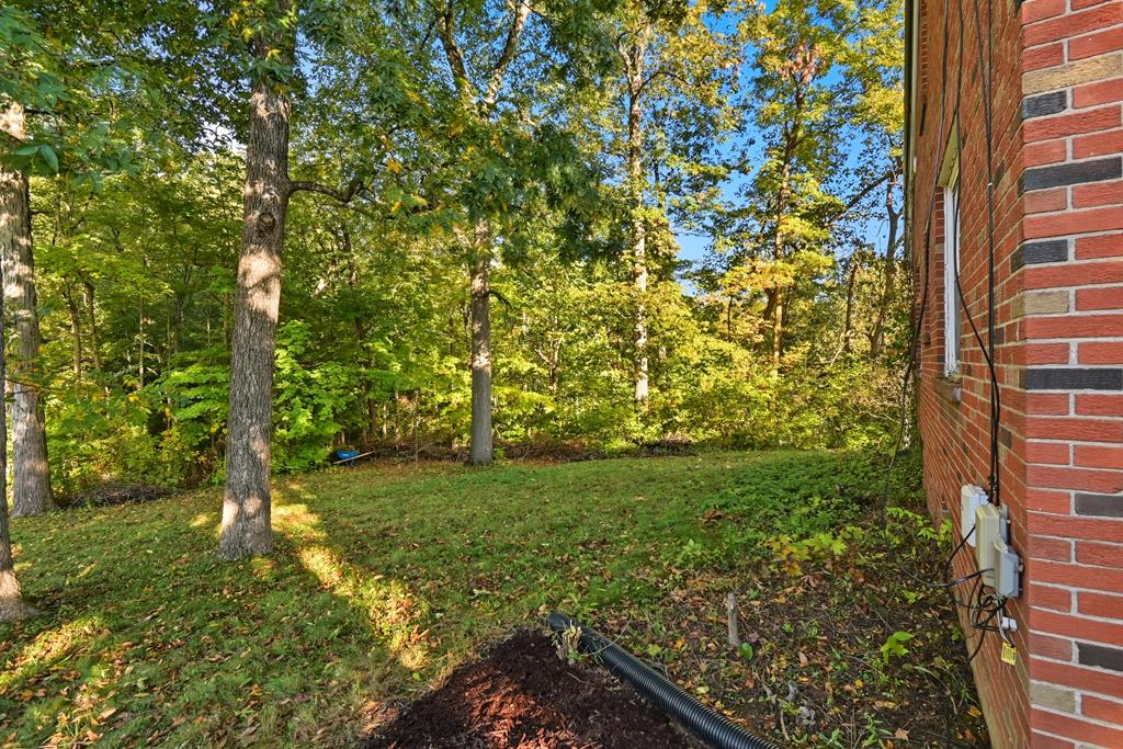 220 W Cook Road, Mansfield, Ohio 44907, 3 Bedrooms Bedrooms, ,1 BathroomBathrooms,Residential,For Sale,Cook Road,9069599