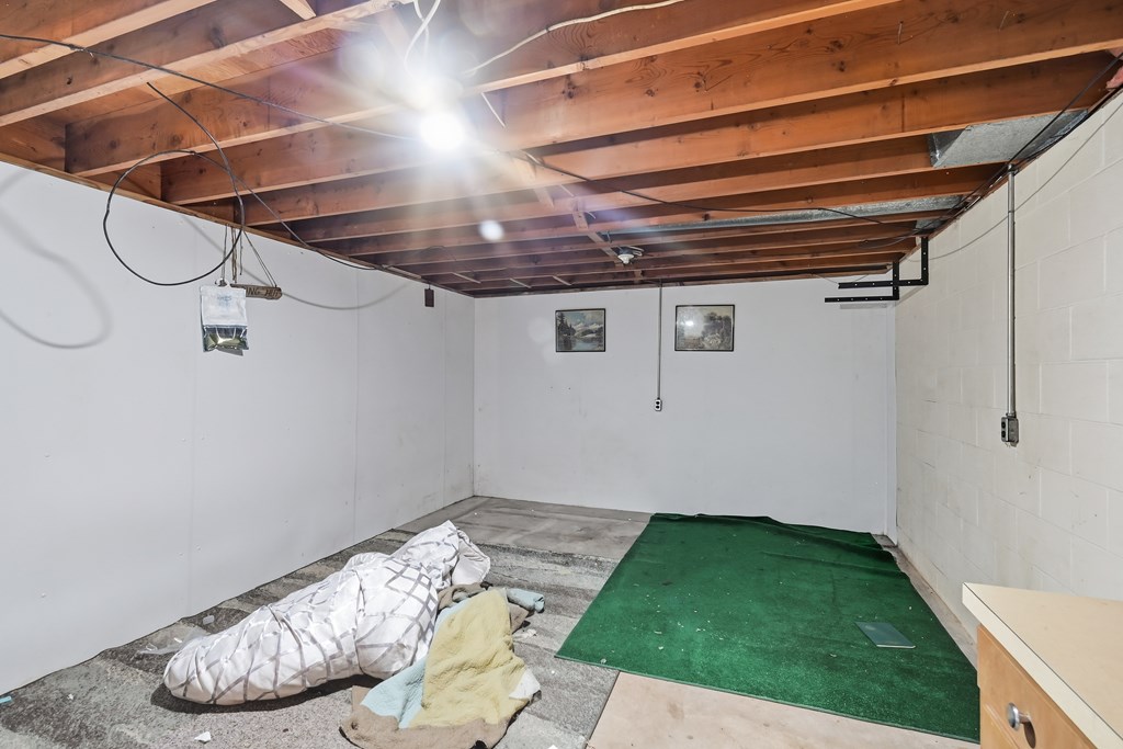 147 Wimbledon Drive, Mansfield, Ohio 44906, 3 Bedrooms Bedrooms, ,1 BathroomBathrooms,Residential,For Sale,Wimbledon Drive,9069608