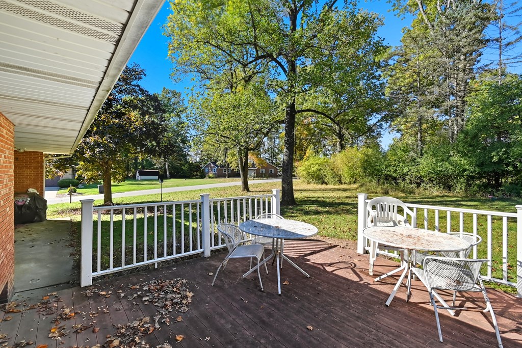 147 Wimbledon Drive, Mansfield, Ohio 44906, 3 Bedrooms Bedrooms, ,1 BathroomBathrooms,Residential,For Sale,Wimbledon Drive,9069608