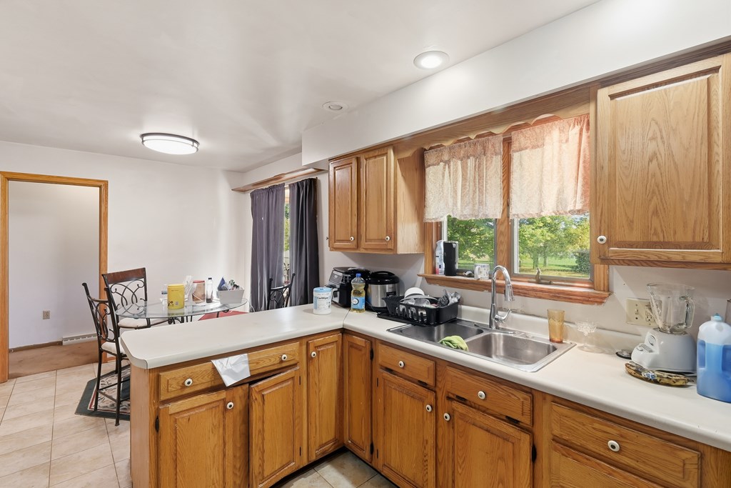 147 Wimbledon Drive, Mansfield, Ohio 44906, 3 Bedrooms Bedrooms, ,1 BathroomBathrooms,Residential,For Sale,Wimbledon Drive,9069608