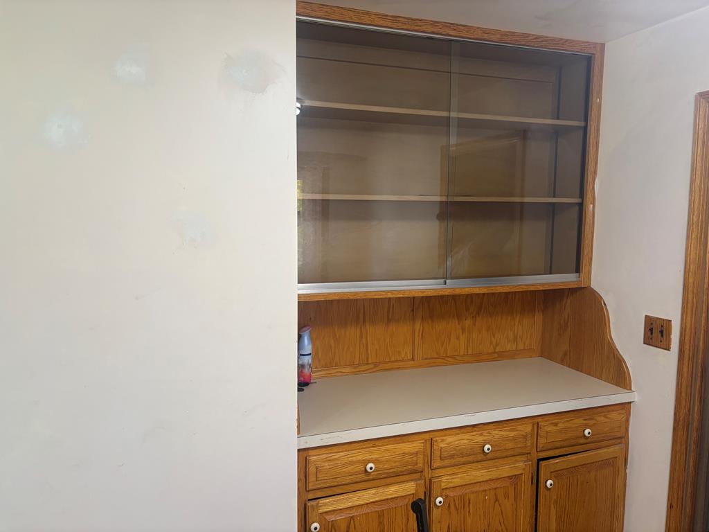 147 Wimbledon Drive, Mansfield, Ohio 44906, 3 Bedrooms Bedrooms, ,1 BathroomBathrooms,Residential,For Sale,Wimbledon Drive,9069608