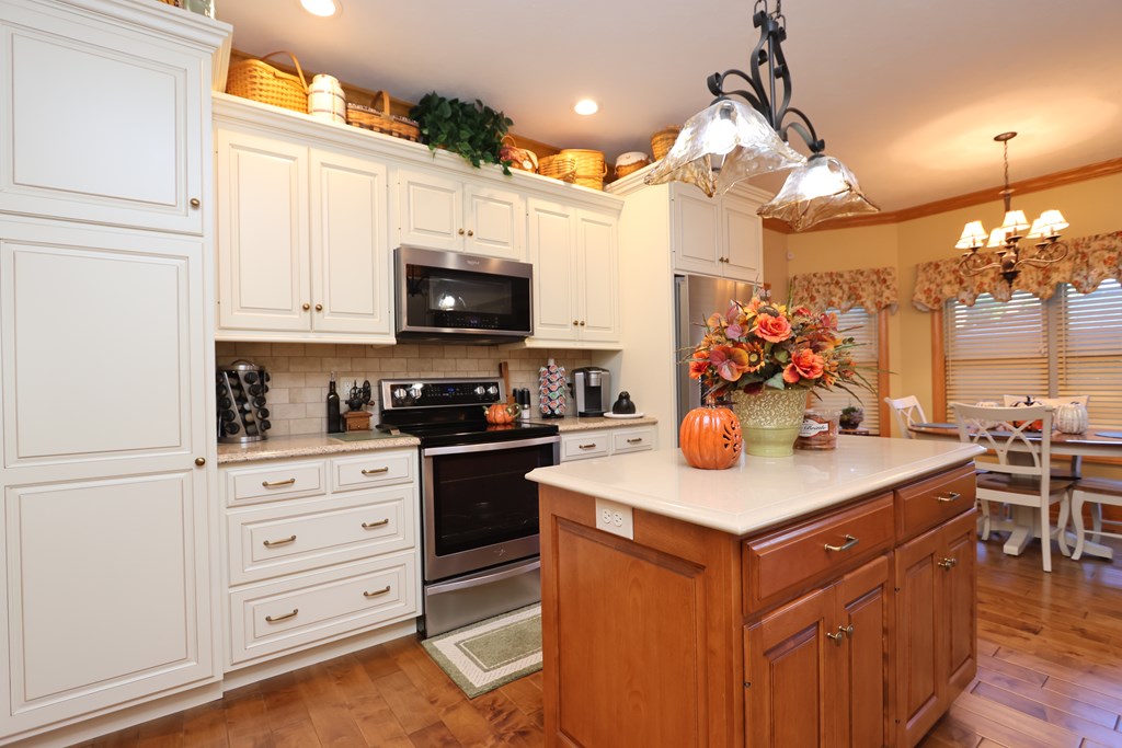 230 Clare Road, Mansfield, Ohio 44906, 4 Bedrooms Bedrooms, ,2 BathroomsBathrooms,Residential,For Sale,Clare Road,9069632