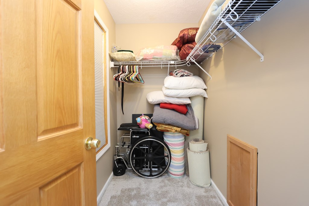 230 Clare Road, Mansfield, Ohio 44906, 4 Bedrooms Bedrooms, ,2 BathroomsBathrooms,Residential,For Sale,Clare Road,9069632