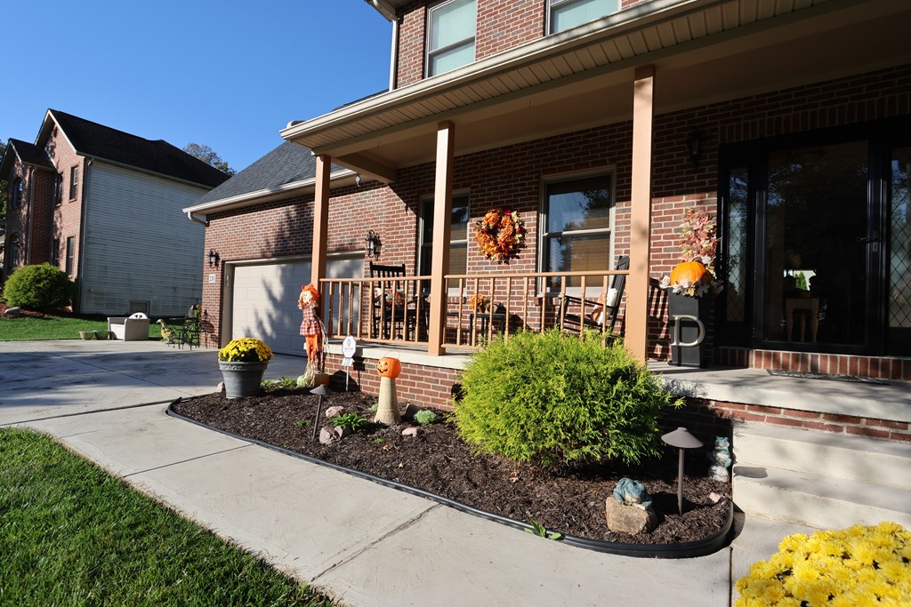 230 Clare Road, Mansfield, Ohio 44906, 4 Bedrooms Bedrooms, ,2 BathroomsBathrooms,Residential,For Sale,Clare Road,9069632