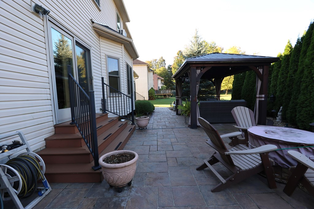 230 Clare Road, Mansfield, Ohio 44906, 4 Bedrooms Bedrooms, ,2 BathroomsBathrooms,Residential,For Sale,Clare Road,9069632