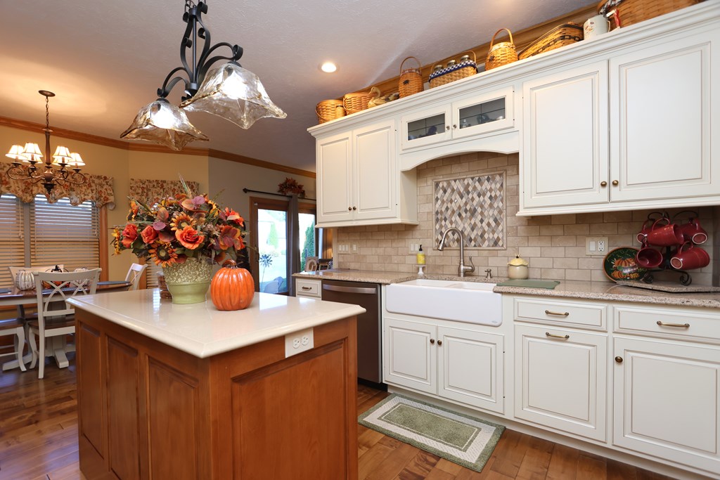 230 Clare Road, Mansfield, Ohio 44906, 4 Bedrooms Bedrooms, ,2 BathroomsBathrooms,Residential,For Sale,Clare Road,9069632