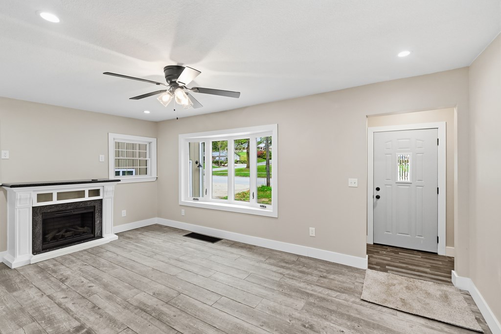 174 W Main Street, Lucas, Ohio 44843, 3 Bedrooms Bedrooms, ,2 BathroomsBathrooms,Residential,For Sale,Main Street,9069634 174 W Main Street, Lucas, Ohio 44843, 3 Bedrooms Bedrooms, ,2 BathroomsBathrooms,Residential,For Sale,Main Street,9069634