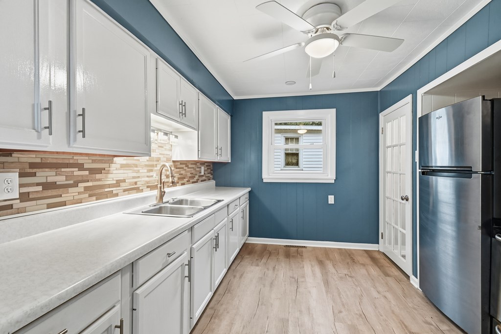 143 Buckeye Avenue, Mansfield, Ohio 44906, 3 Bedrooms Bedrooms, ,2 BathroomsBathrooms,Residential,For Sale,Buckeye Avenue,9069637 143 Buckeye Avenue, Mansfield, Ohio 44906, 3 Bedrooms Bedrooms, ,2 BathroomsBathrooms,Residential,For Sale,Buckeye Avenue,9069637