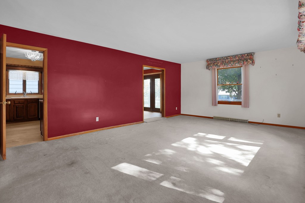 400 James Avenue, Mansfield, Ohio 44907, 3 Bedrooms Bedrooms, ,1 BathroomBathrooms,Residential,For Sale,James Avenue,9069640